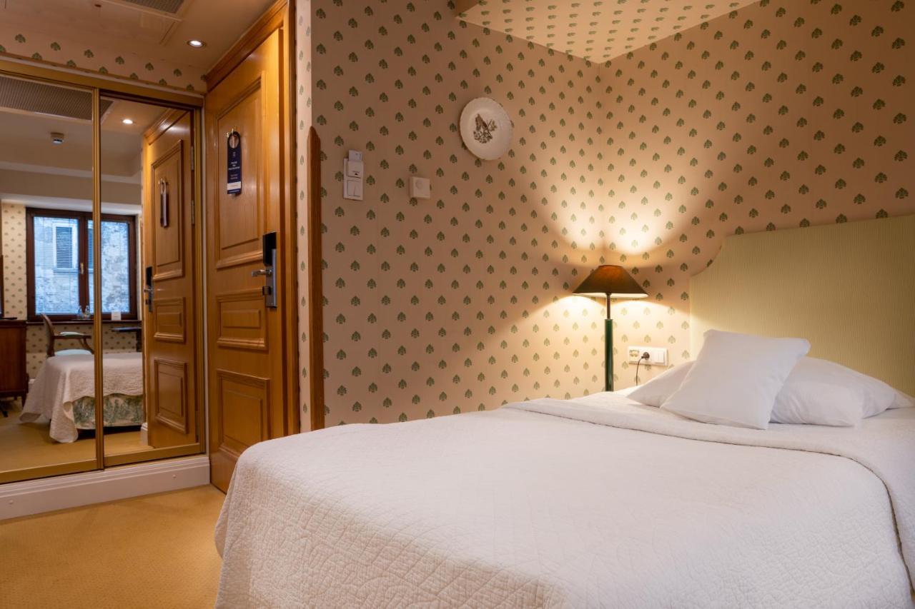 Hotel Grodek Krakow Luaran gambar