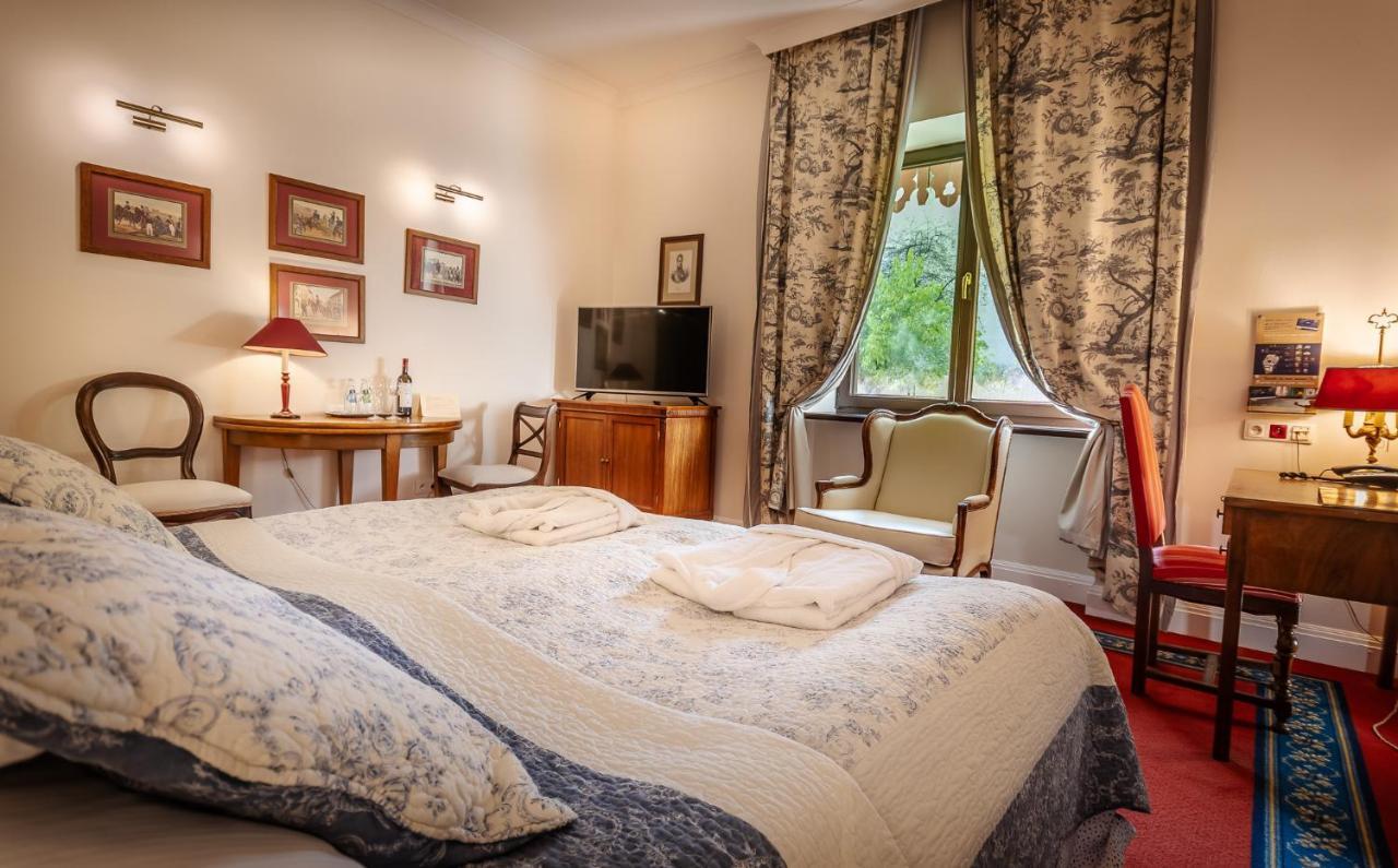Hotel Grodek Krakow Luaran gambar A room at the hotel