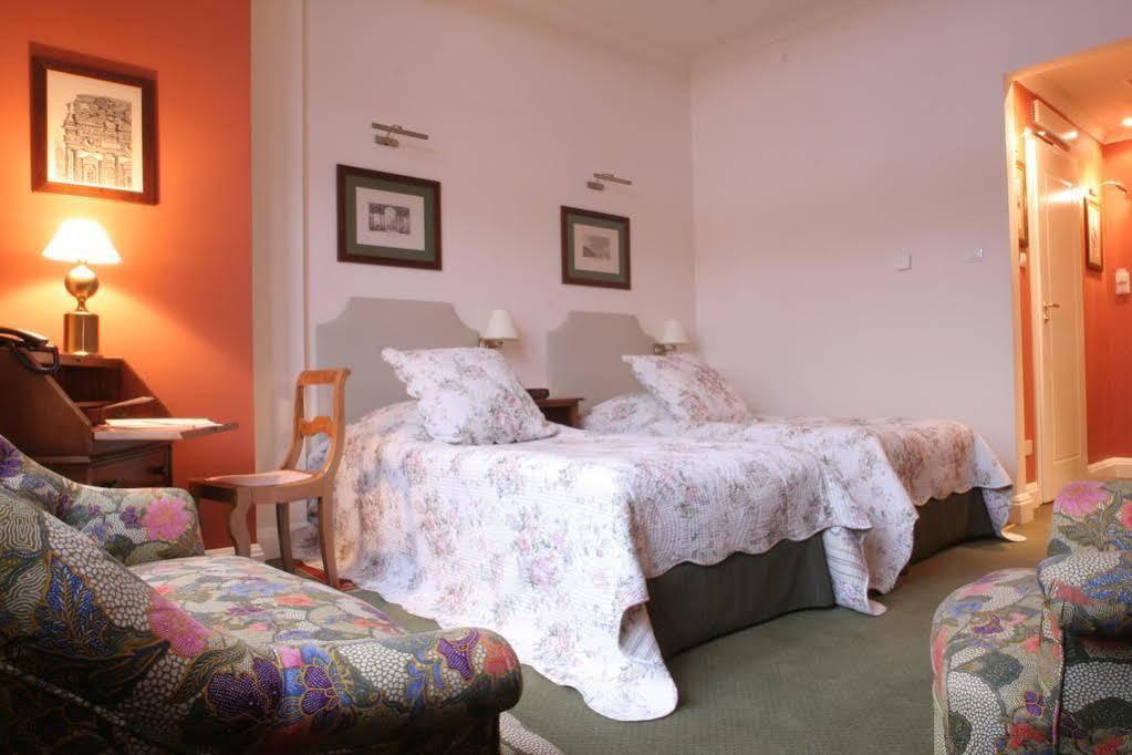 Hotel Grodek Krakow Luaran gambar A room at the hotel