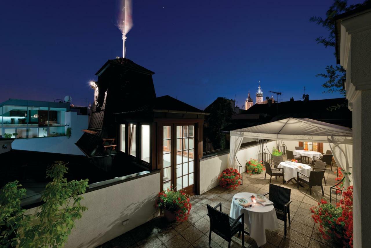 Hotel Grodek Krakow Luaran gambar The terrace of the restaurant