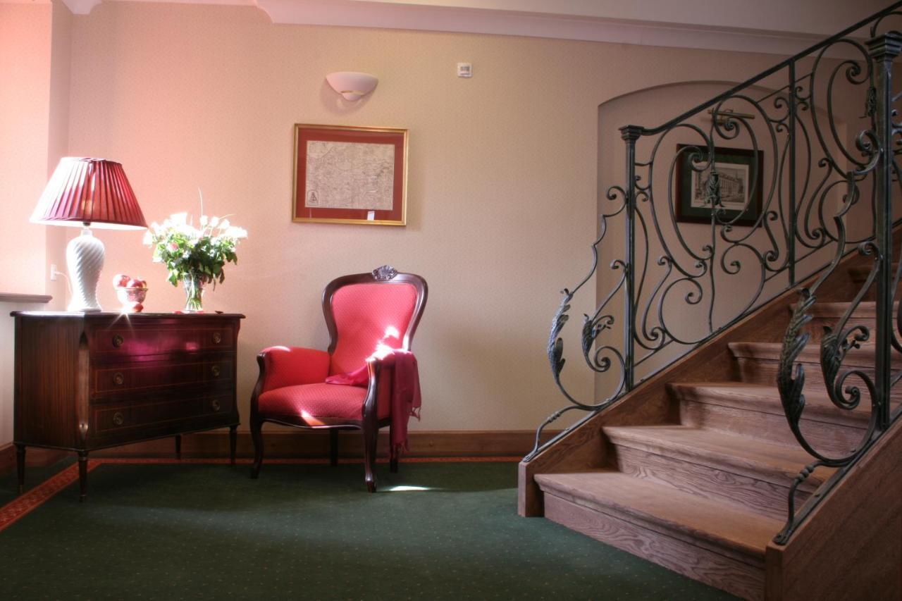 Hotel Grodek Krakow Luaran gambar The interior of the hotel